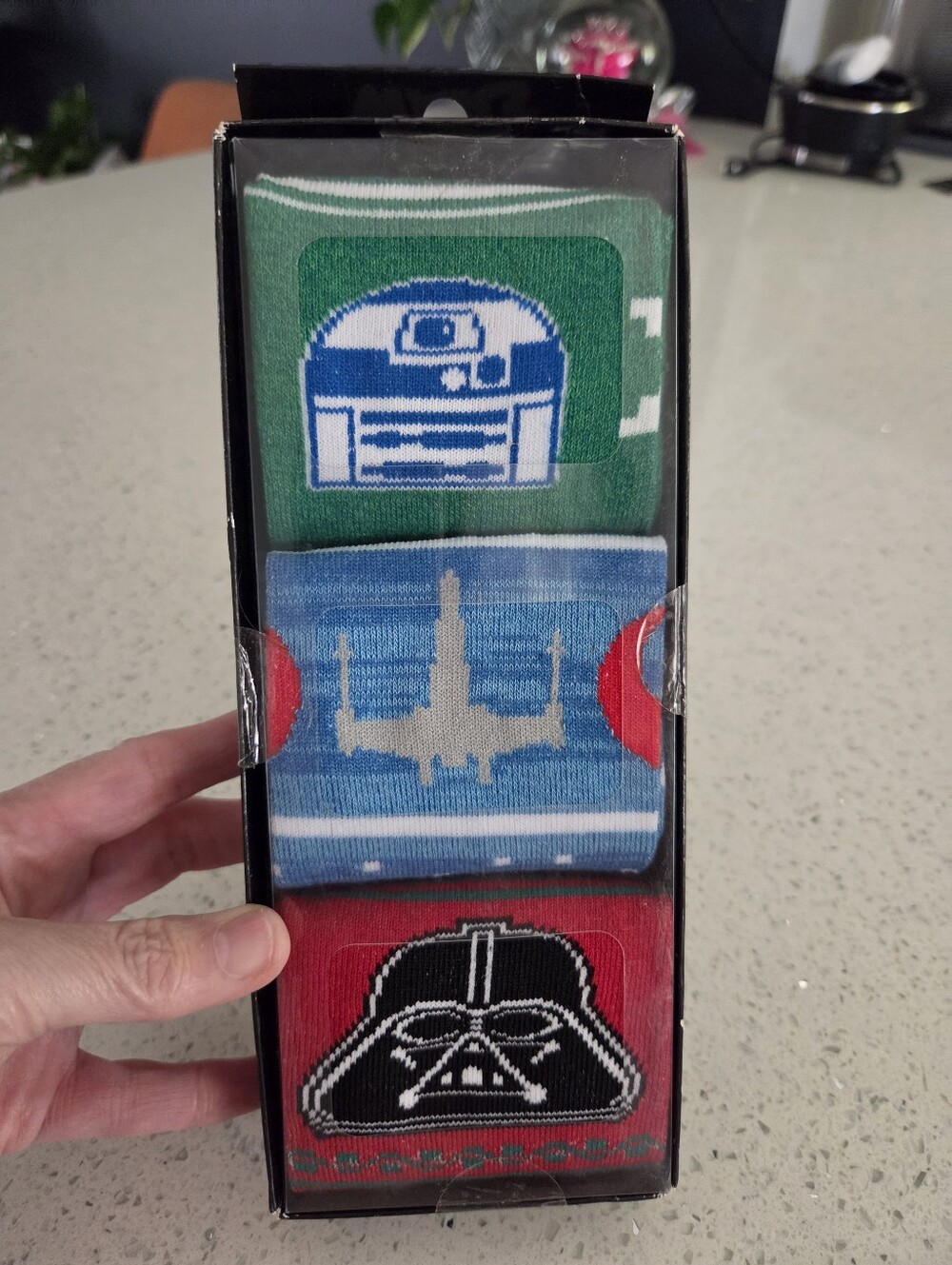 Mens Star Wars socks New in box 3 pairs